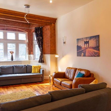 Apartment No 1 - The Old Red King Pub, Whitefield, Manchester Eksteriør bilde