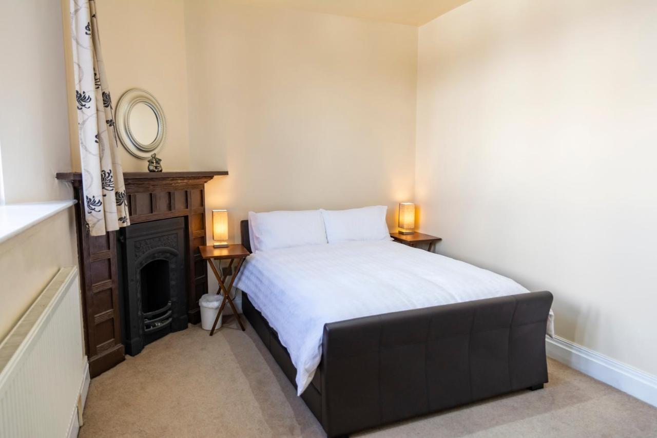 Apartment No 1 - The Old Red King Pub, Whitefield, Manchester Eksteriør bilde