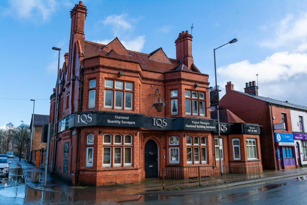 Apartment No 1 - The Old Red King Pub, Whitefield, Manchester Eksteriør bilde